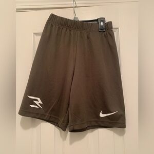 Nike Russell Wilson 3brand Shorts Size Medium 10-12